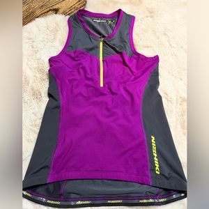 Nishiki small bike tank. Women’s. Magenta and grey.